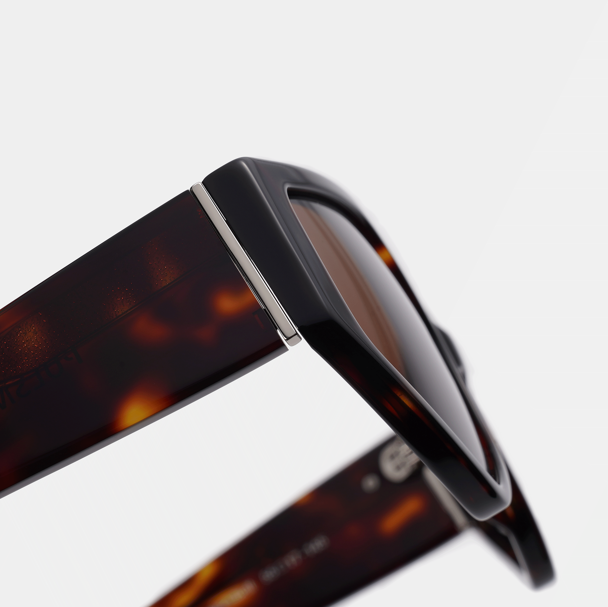 Medusa - Tortoiseshell