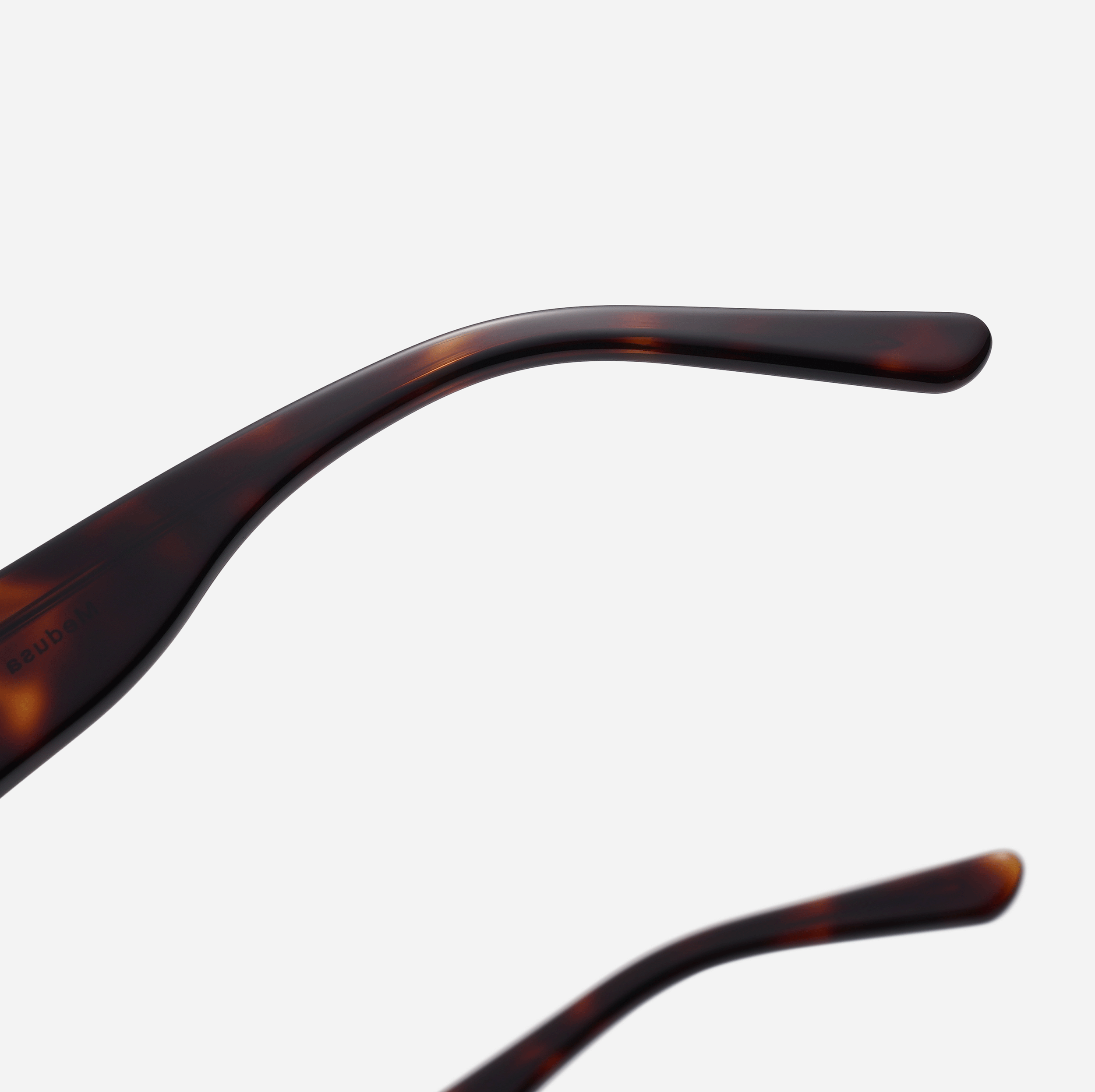 Medusa - Tortoiseshell