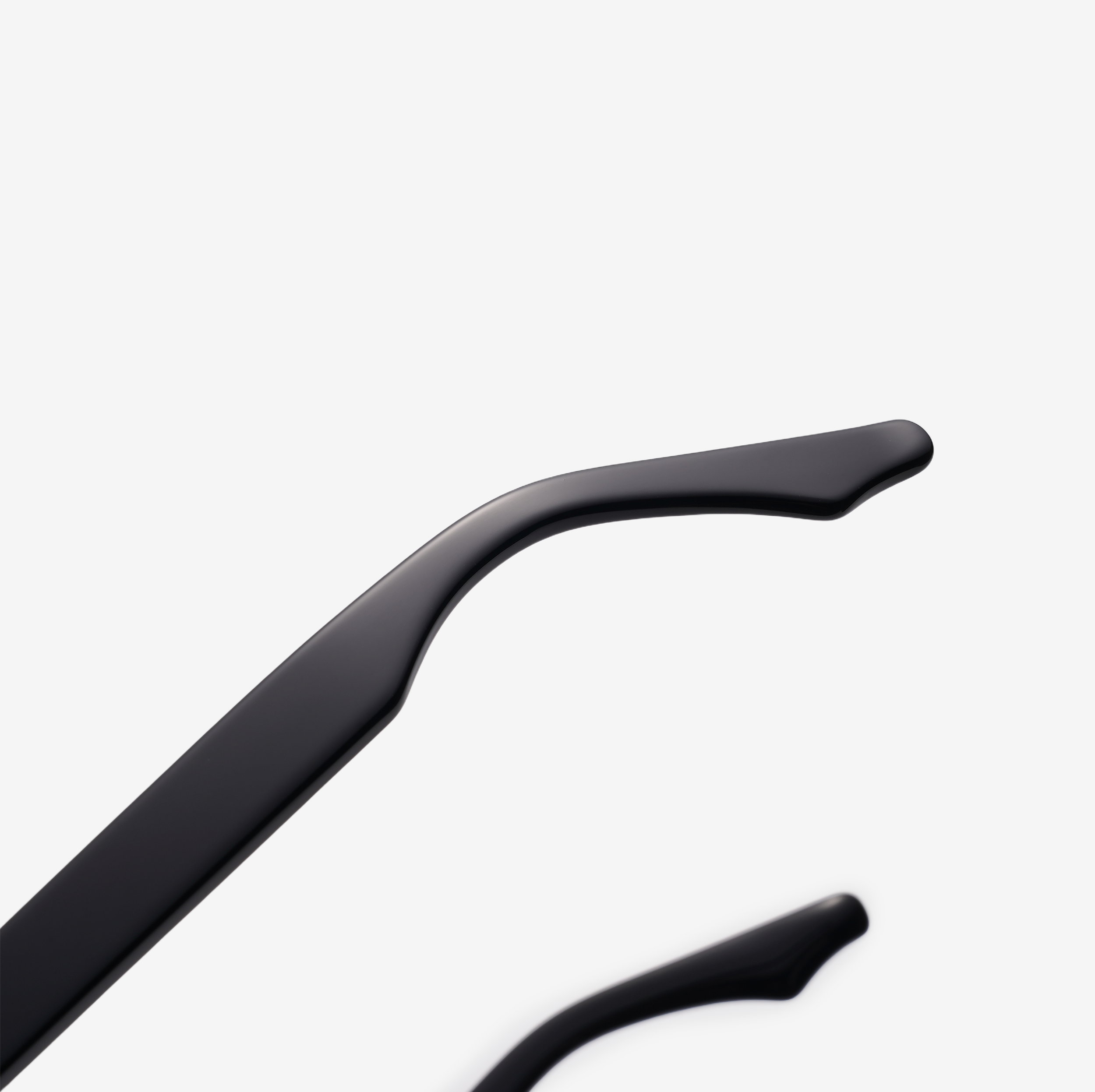 Nyx - Black