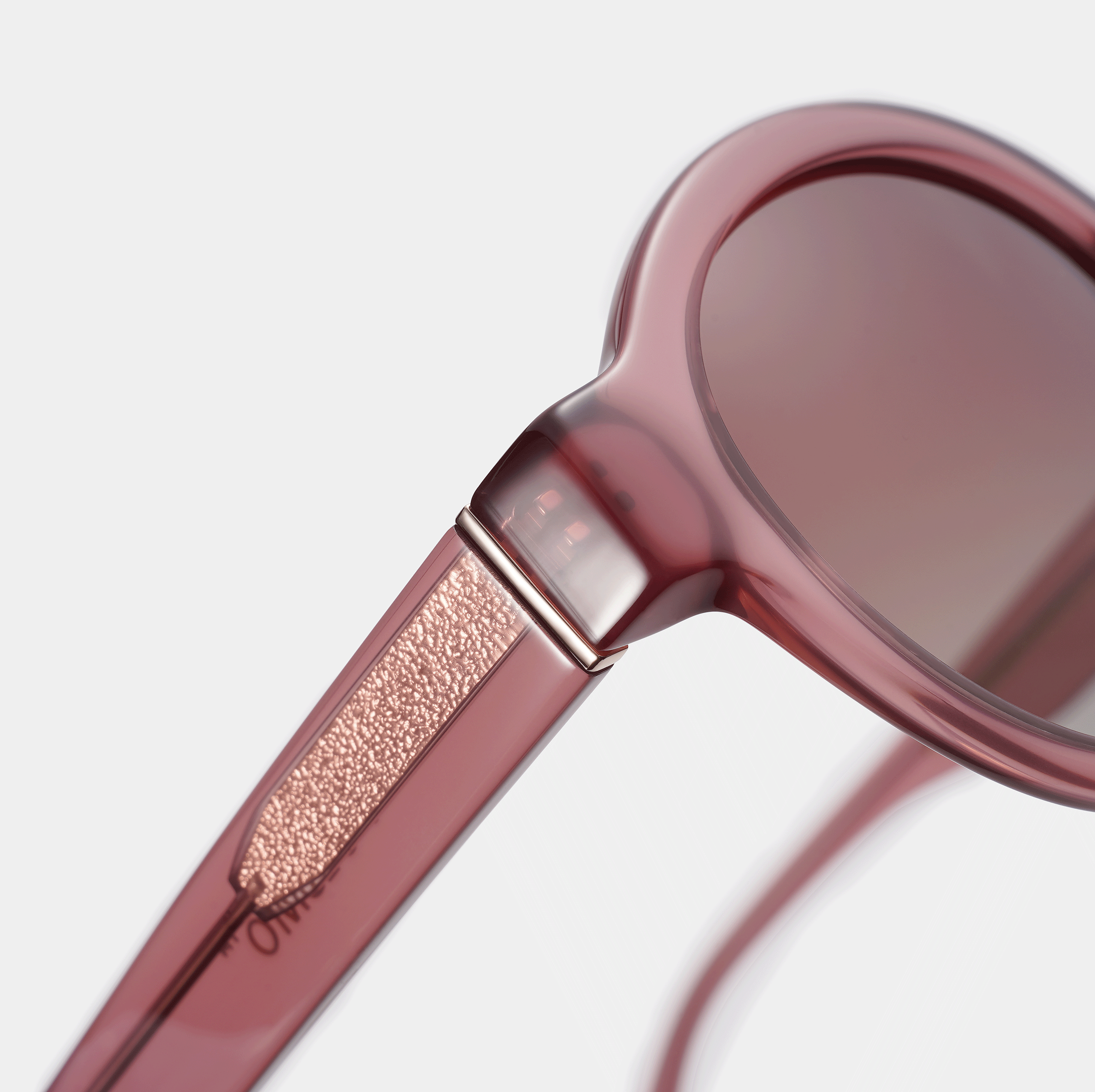 Apollo - Blush Amaretto